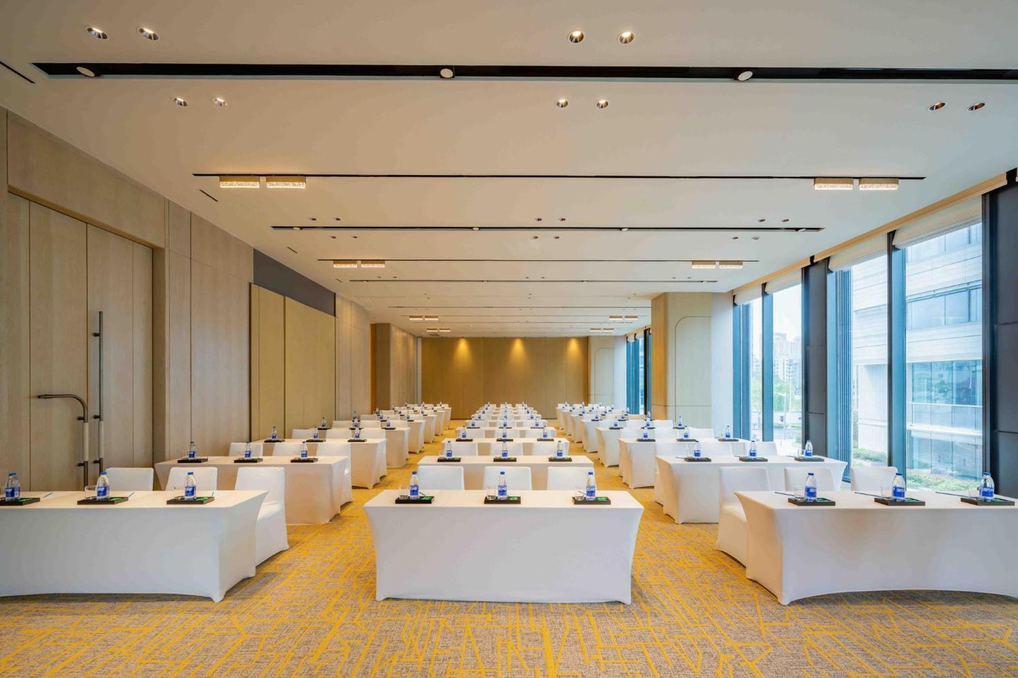 Even Hotels Shanghai Expo By Ihg Экстерьер фото
